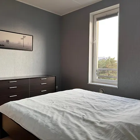 Bright & Quiet Stay, Great View *